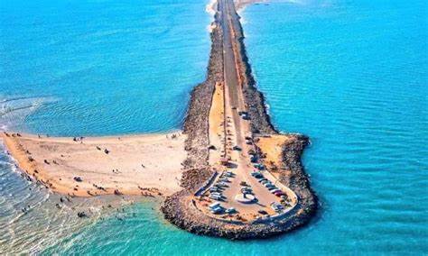 Dhanushkodi beach ghost town sightseeing near Rameshwaram